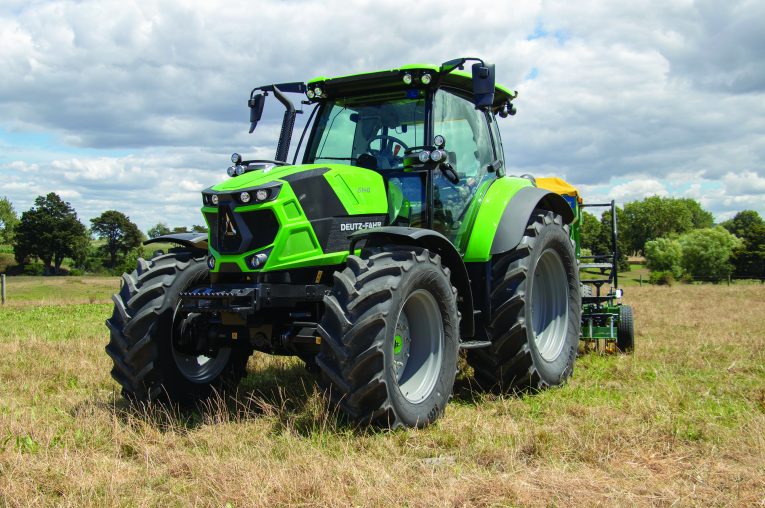 Deutz DF-6140TTV 6 Series Tractor