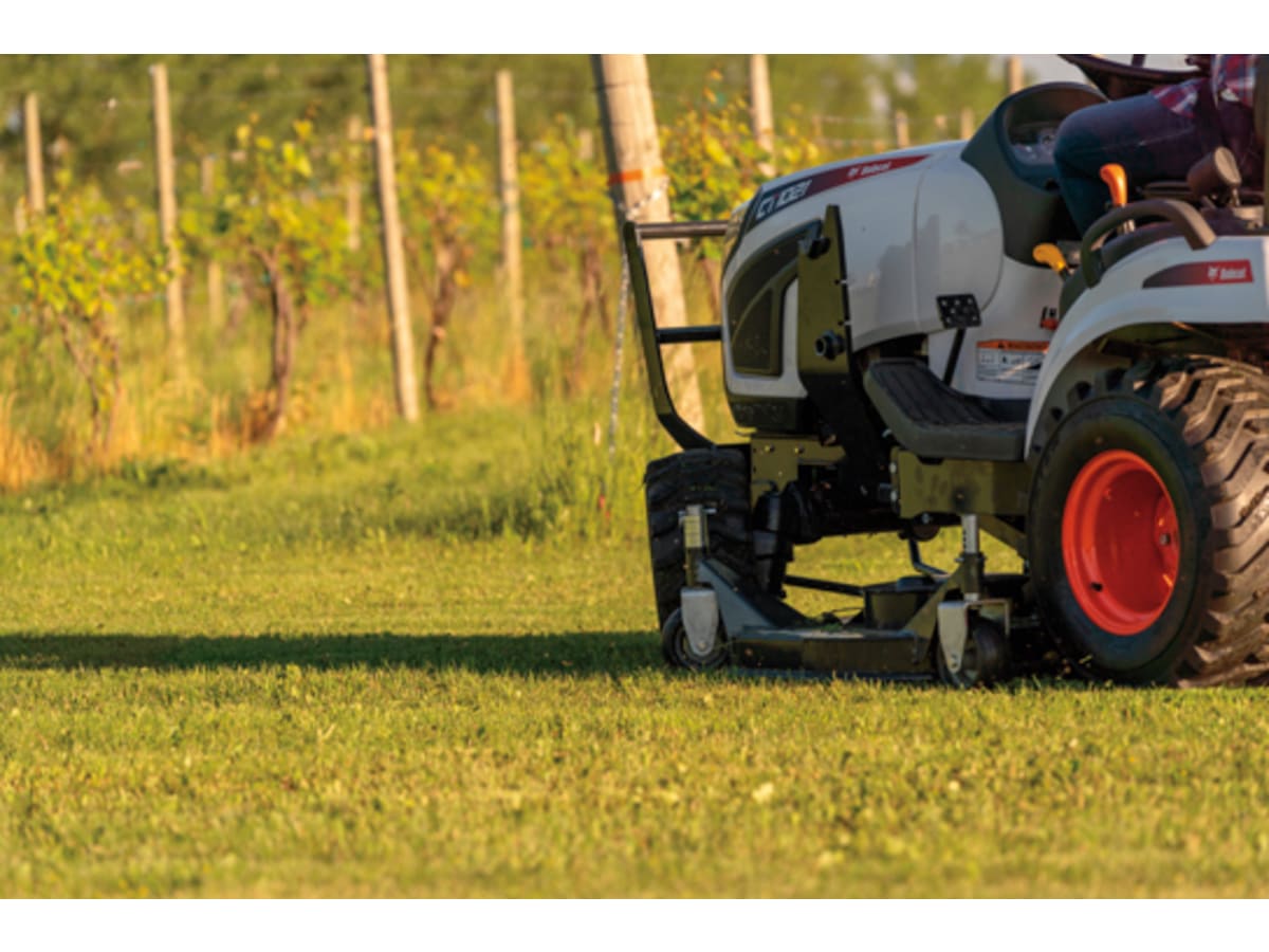 Bobcat 7363024 Mid-Mount Mower