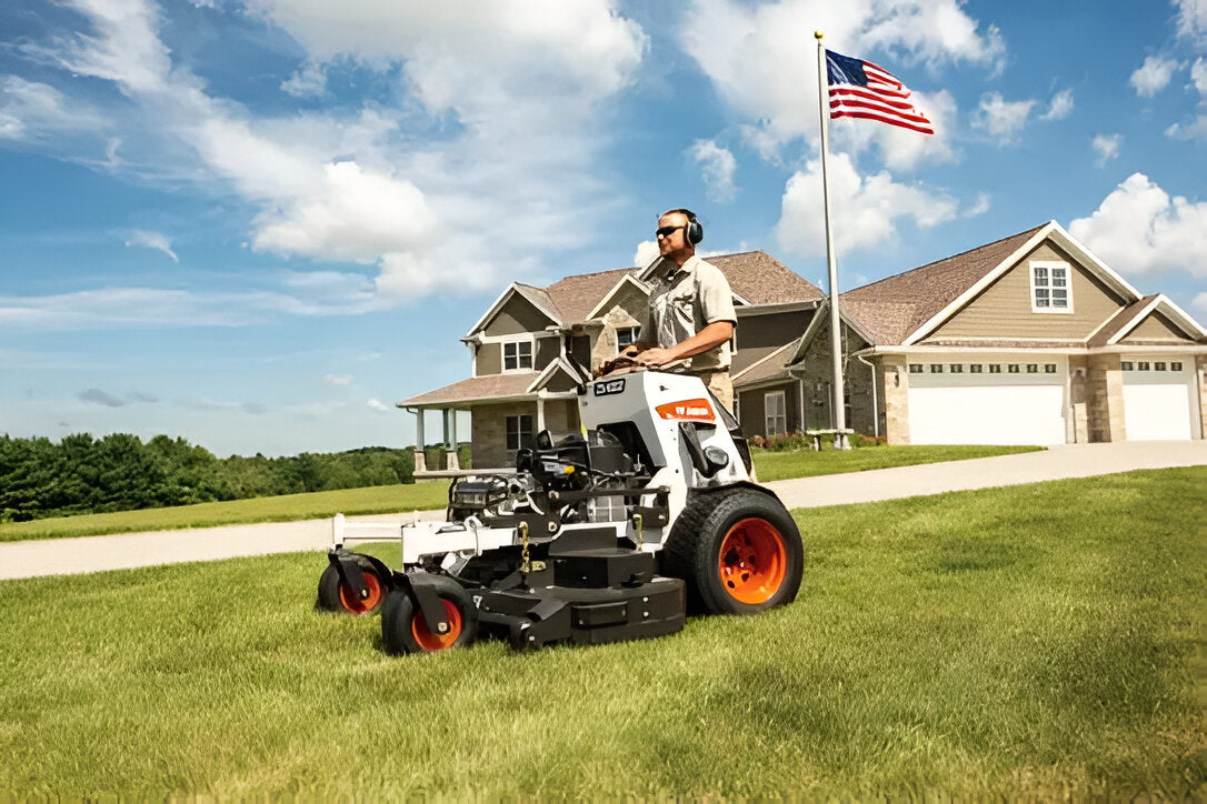 Bobcat ZS4000 Zero-Turn, Stand-On Mower (9994002)