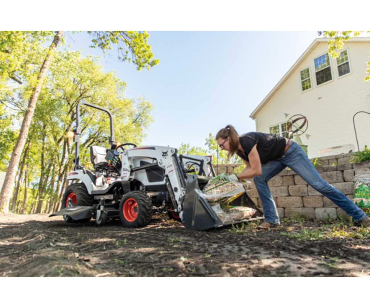 Bobcat CT1025 Sub-Compact Tractor