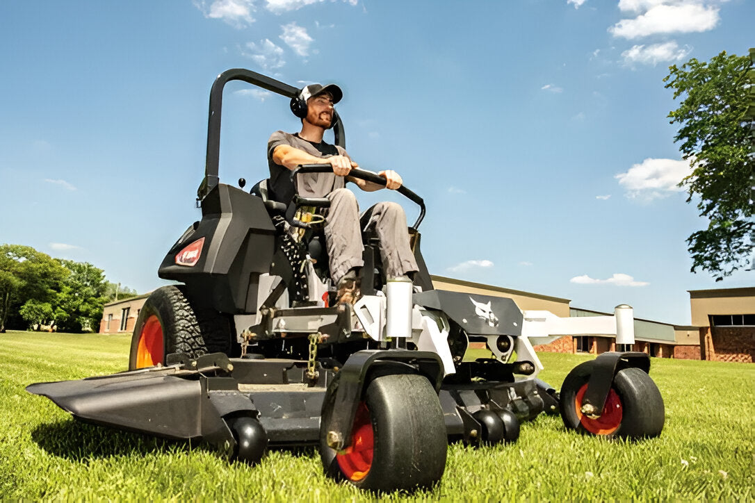 Bobcat ZT6000 Zero-Turn Mower (9996010)