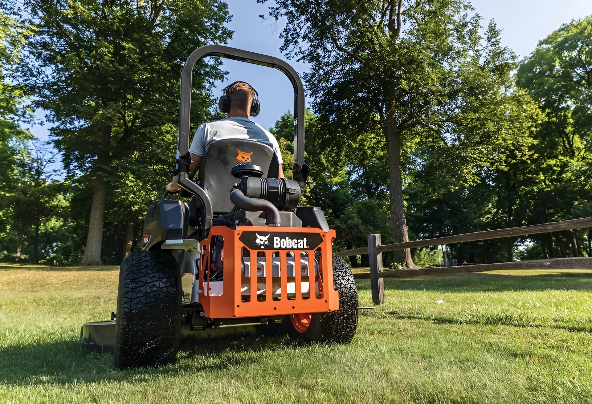 Bobcat ZT5000 Zero-Turn Mower (7872273)